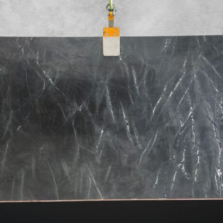 Negresco7/Leath2SLU_lnk1