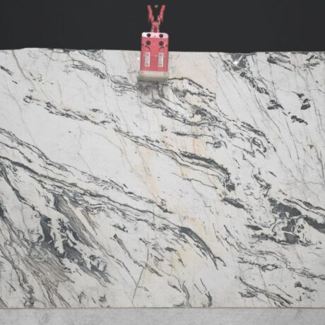 WHITE-TIFFANY-slabs2PU_lnk1