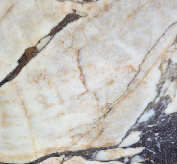 U_lnk3Calacata Viola - slabs2P