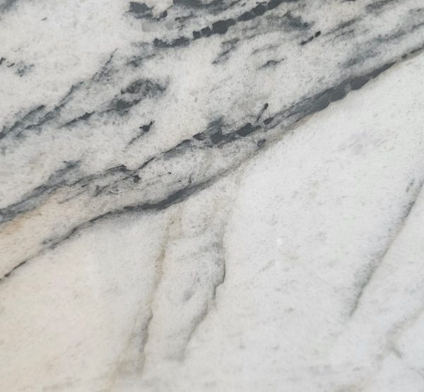 U_lnk3WHITE-TIFFANY-slabs2P